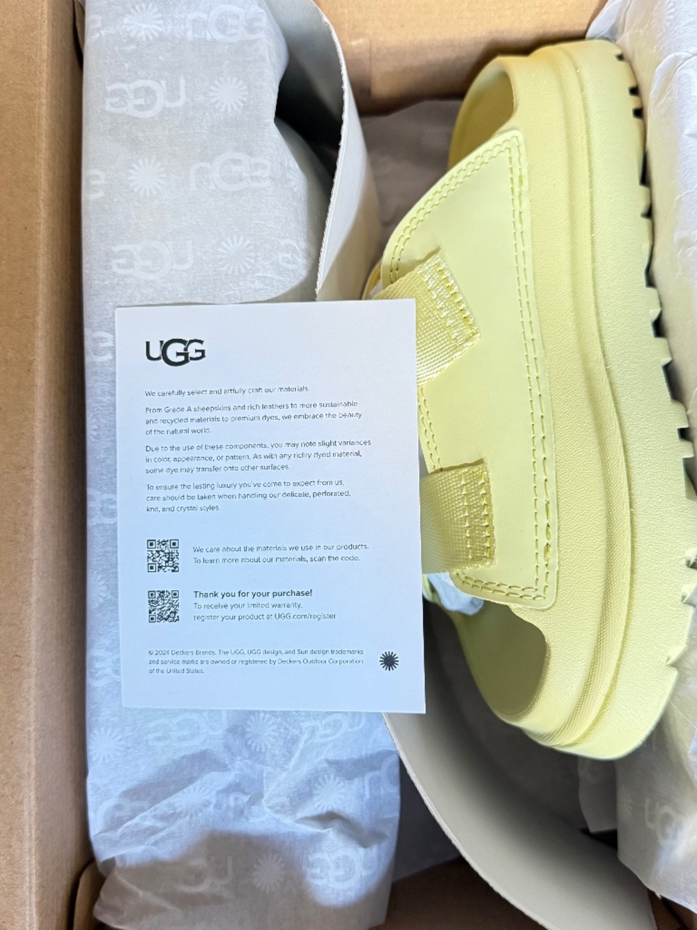 NIB UGG GoldenGlow Slide Kids Size 1 Sandal Golden